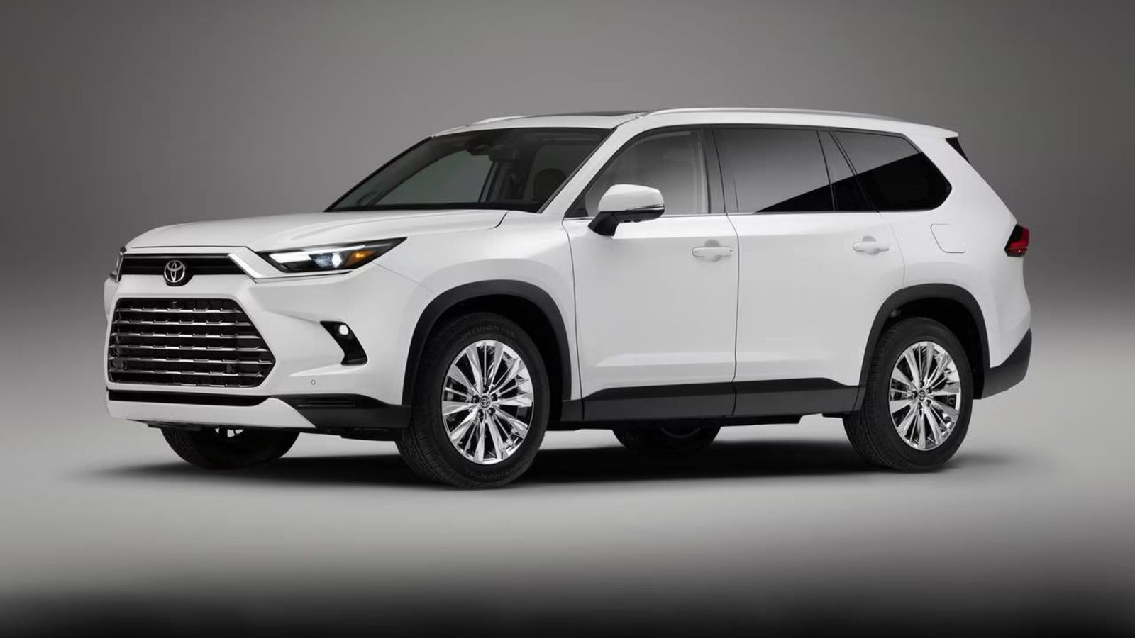 An SUV for Long-Distance Travel