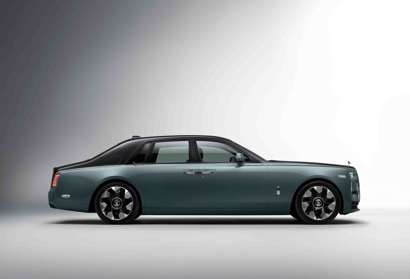 Top Customization Options for Rolls Royce